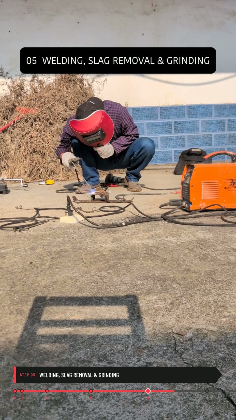 Du Chongyang carrying out a step in the welding process